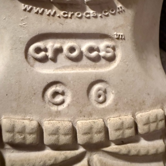 Crocs Lavender Purple Glitter Classic Clog Slip On Waterproof Childs Size 6 - Picture 7 of 7